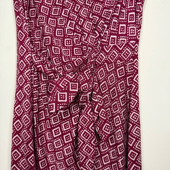 DIANE VON FURSTENBERG Bella 100% Silk Geometric Pattern Faux Wrap Mini Dress - Picture 4 of 9